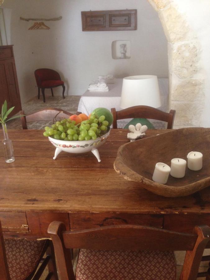 Borgo Trulli 1789 Bed and Breakfast Ostuni Exteriör bild